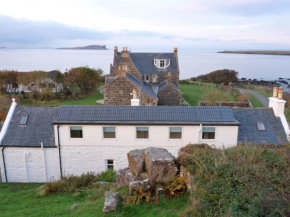 Apartment Flat 2 Keeper's Cottage by Interhome